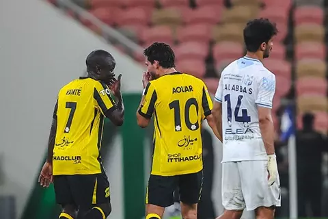 اتحاد جدة يعبر الأخدود في الدوري السعودي